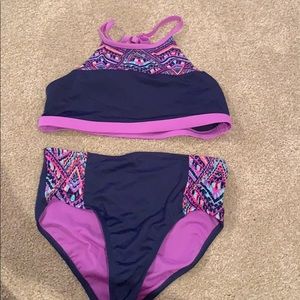 girls bathing suit
